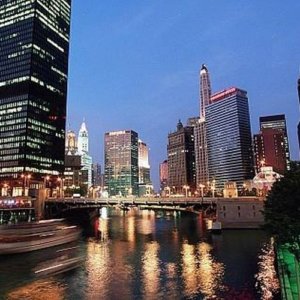 Chicago to begin outdoor movie series