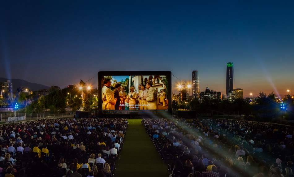 65’x 33′ AIRSCREEN® and DCI compliant projection at Wiken Film Festival Santiago Chile