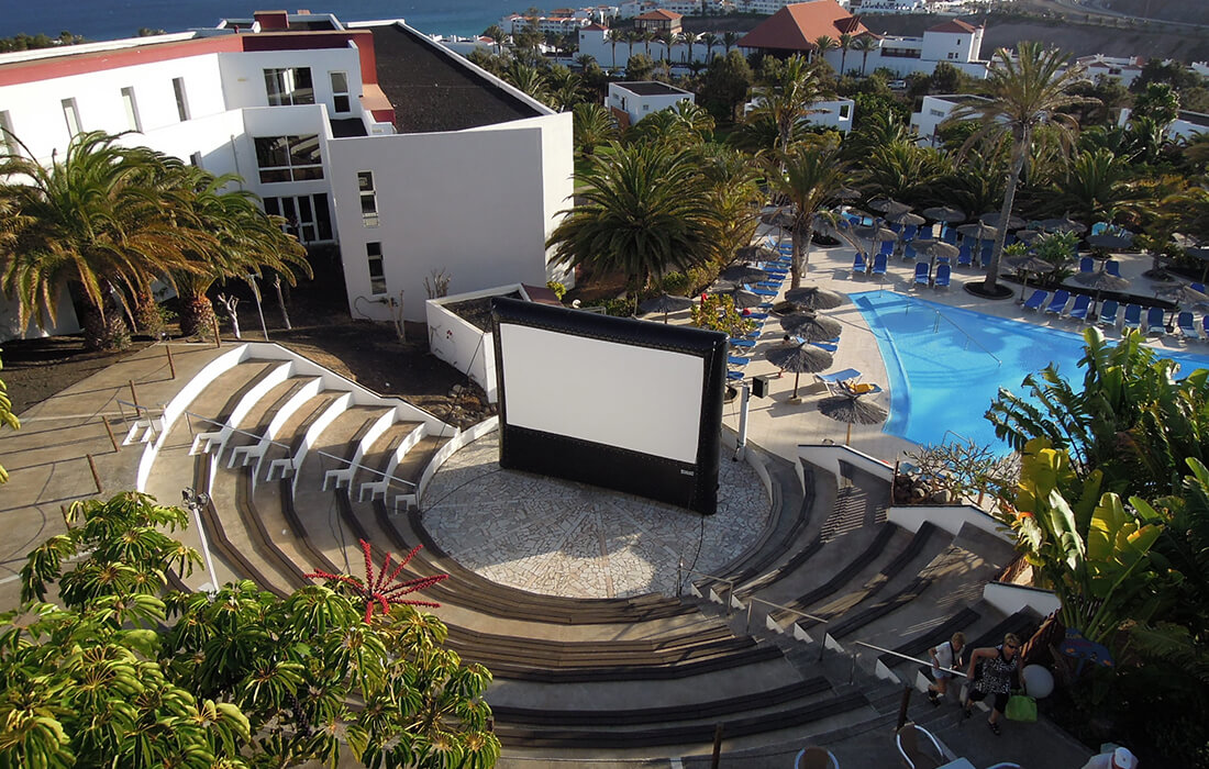 Ampitheater with AIRSCREEN